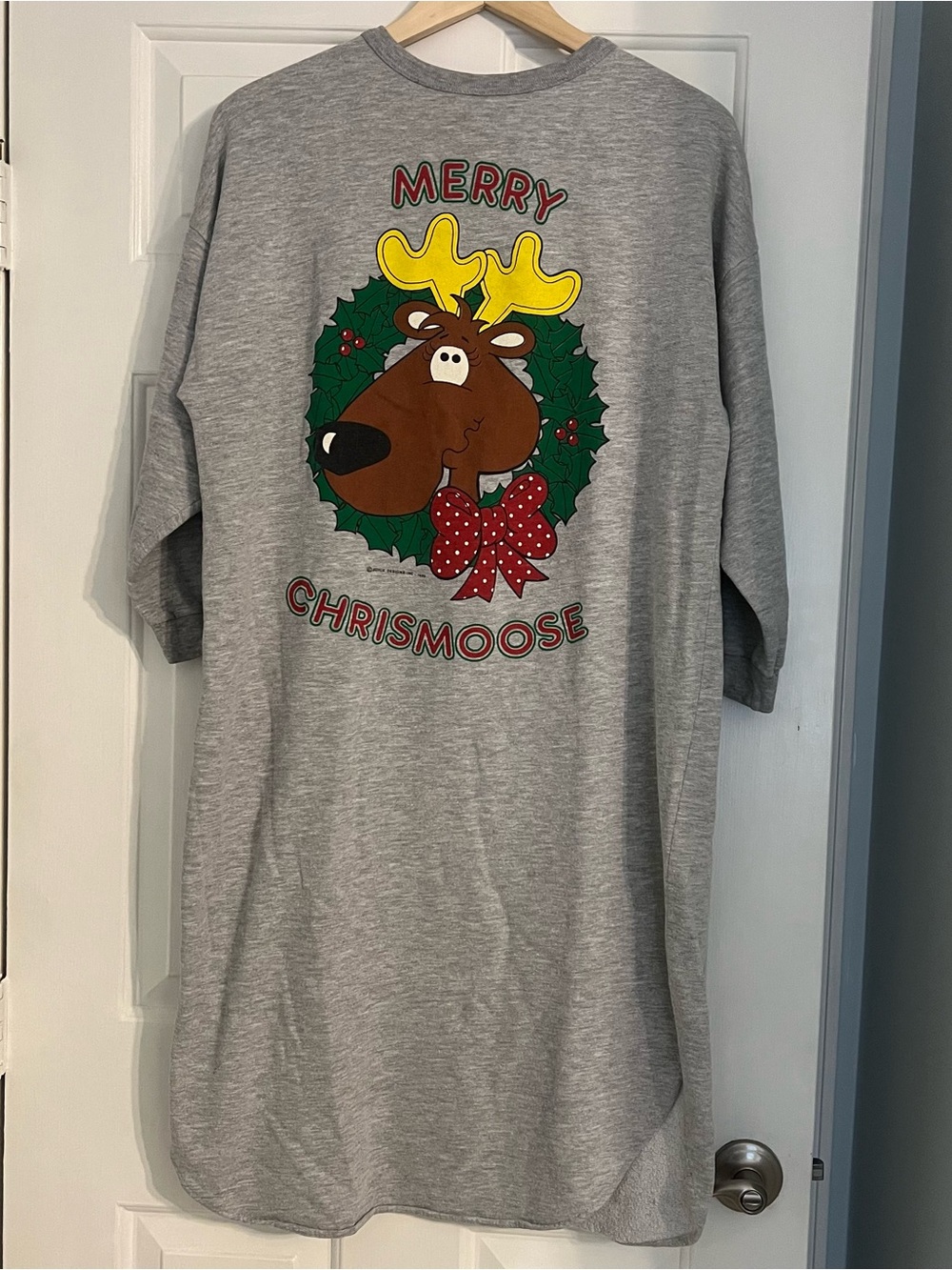 Vintage “Merry Chris-Moose” Sleep Shirt/Nightgown Women’s L Gray Christmas USA